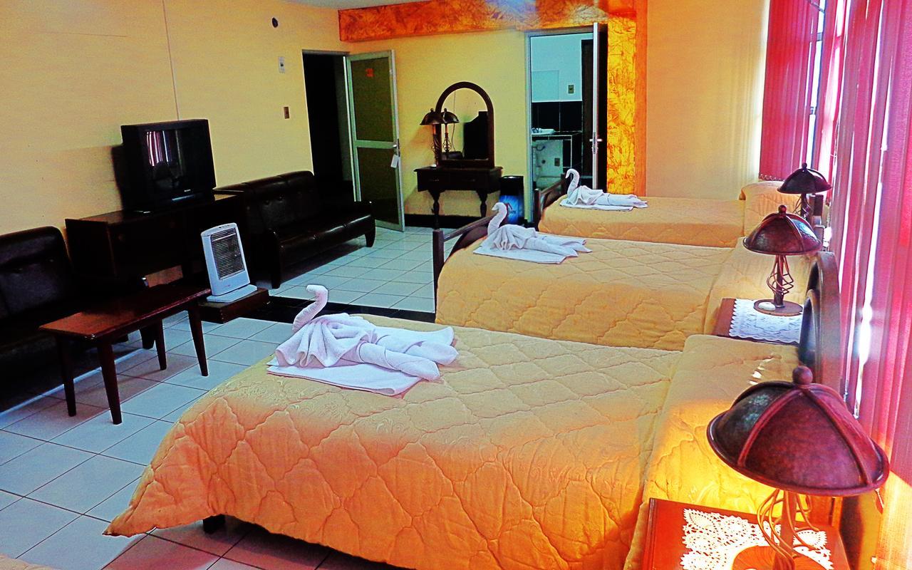 Hotel Alexander La Paz Buitenkant foto